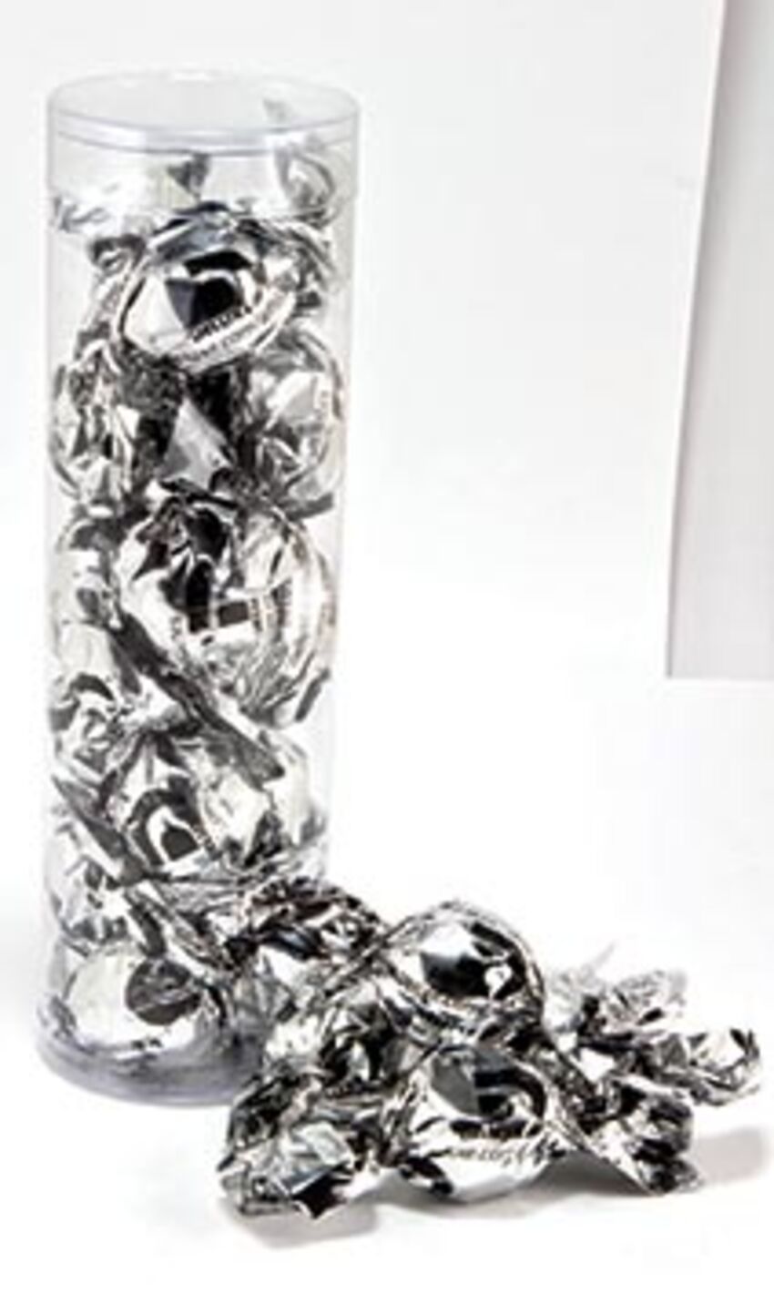 NC custom - Petit tube rempli de truffes emballées STT