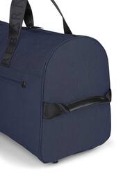 sac-de-voyage-fait-de-bouteilles-recycles-5
