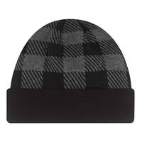 tuque-a-motifs-de-carreaux-3